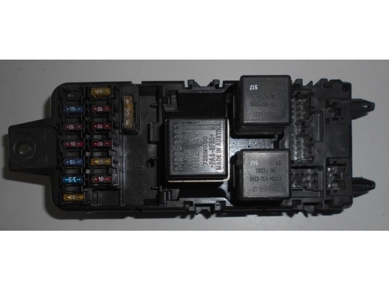 Caixa Fusíveis Mitsubishi Carisma 1.9 TD 1997 cxf88
